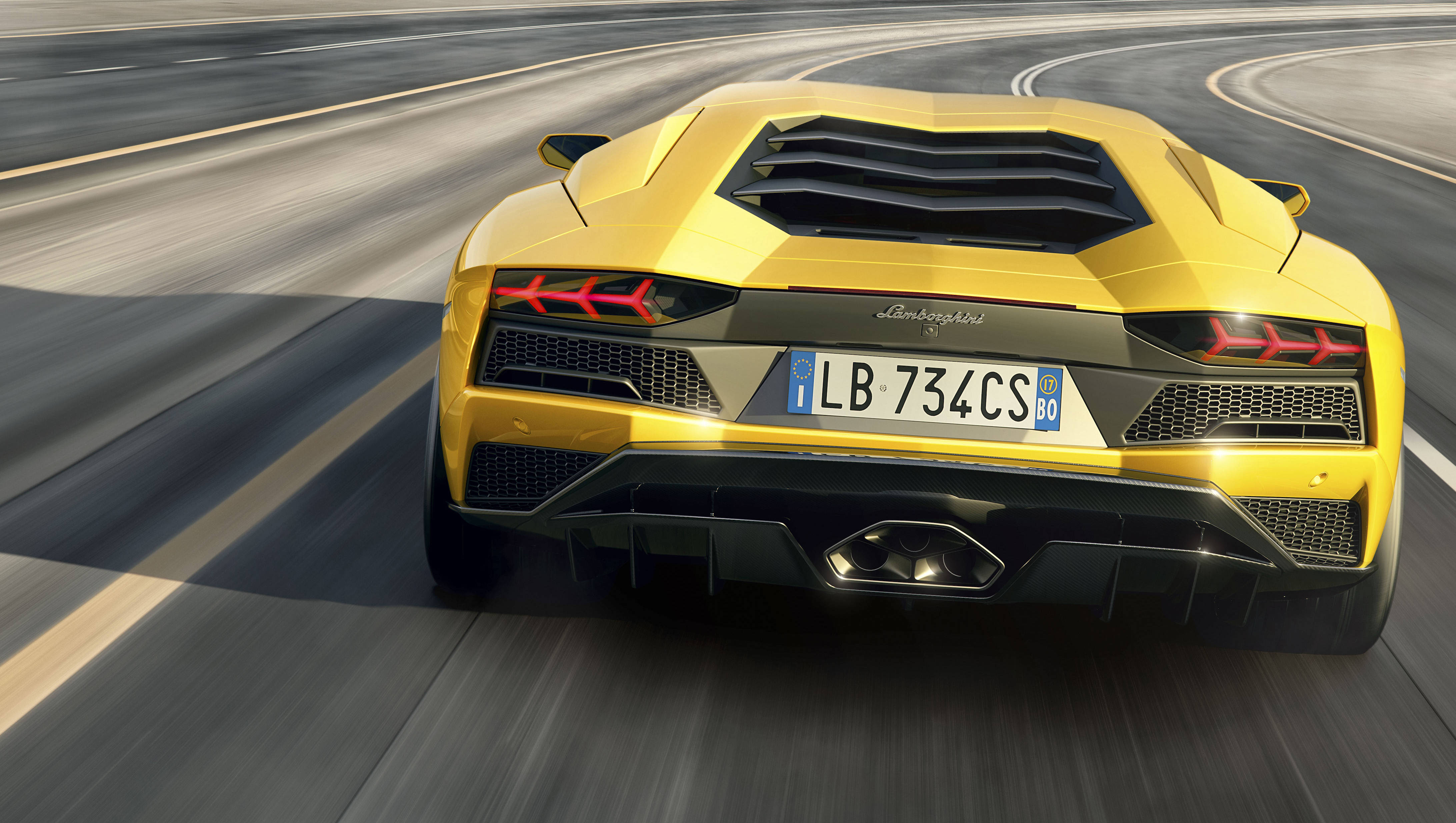 Lamborghini Aventador S launched in India at Rs 5.01 cr ...
