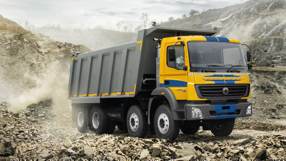 http://stat.overdrive.in/wp-content/uploads/2020/04/BharatBenz-1.2.jpg