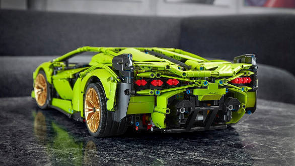 http://stat.overdrive.in/wp-content/uploads/2020/05/Lego-Technic-Lamborghini-Sian-02.jpg