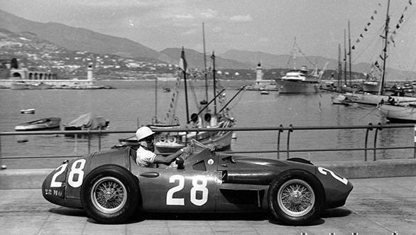 http://stat.overdrive.in/wp-content/uploads/2020/05/Stirling-Moss-for-web_7.jpg