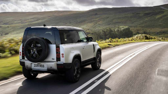http://stat.overdrive.in/wp-content/uploads/2020/09/2021-land-rover-defender-90-x-dynamic-02.jpg