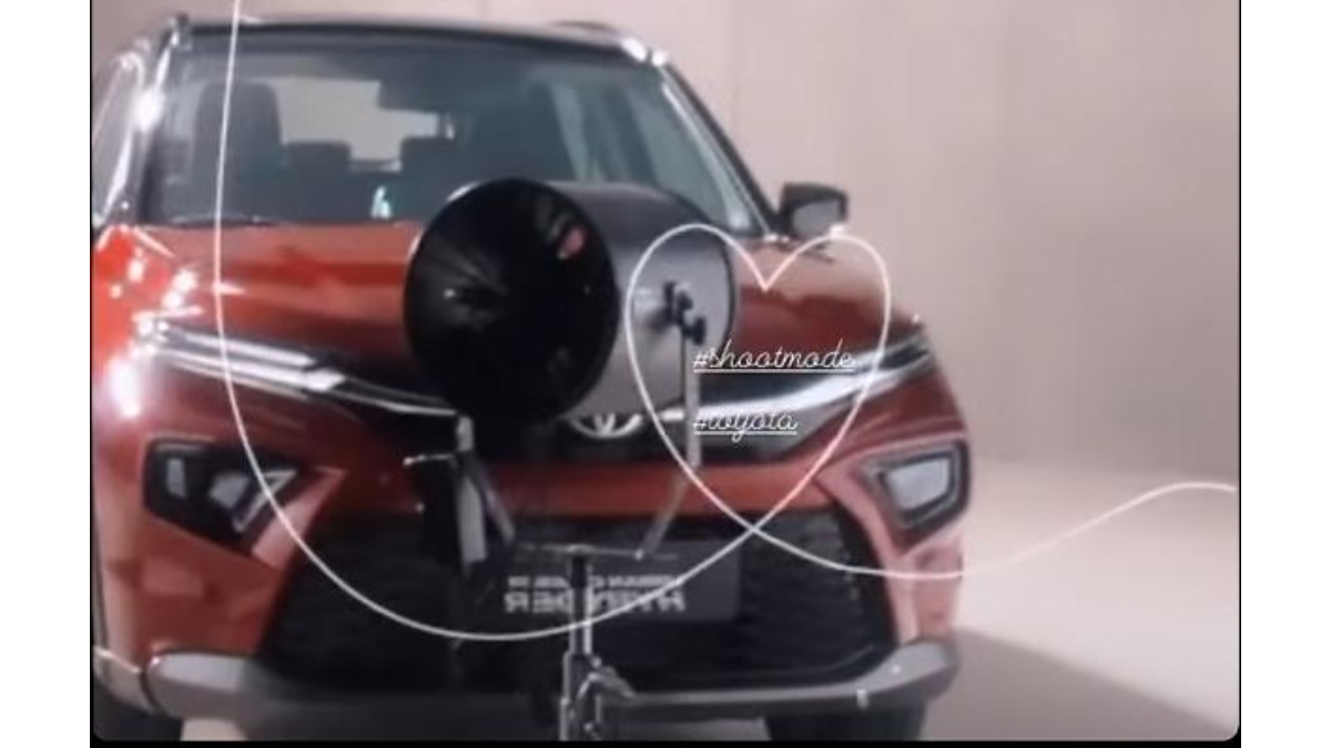 Live updates: 2022 Toyota Hyryder launch, price reveal, interiors, mileage, specifications, engine, features, safety