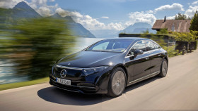 Live updates: 2022 Mercedes-EQS 580 4MATIC launch, interiors, range, specifications, battery, features, safety