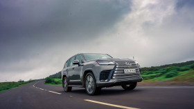 2023 Lexus LX 500d review, road test – please move over