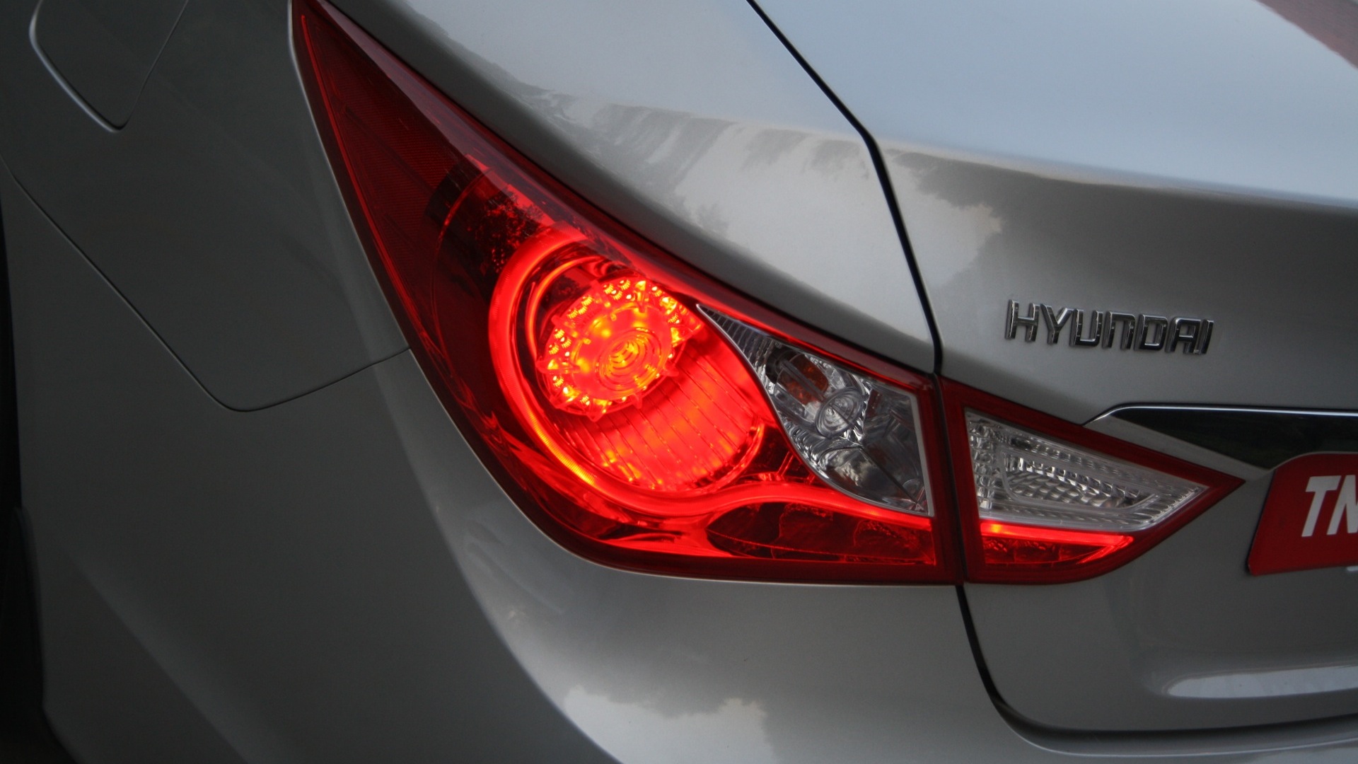 Hyundai-Sonata-2013-2-4-GDI-MT-Exterior