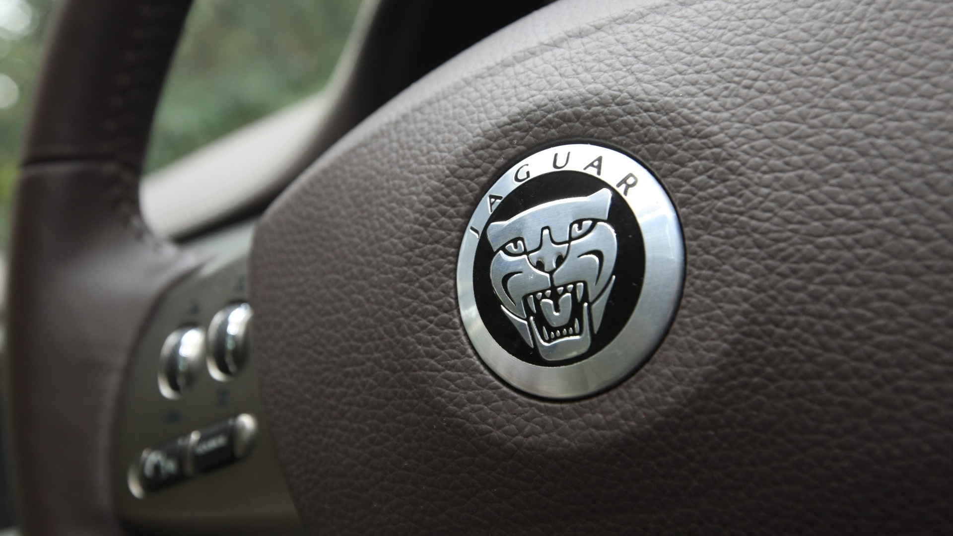 Jaguar-XF-2013-2-2-Diesel-Interior Car Photos - Overdrive