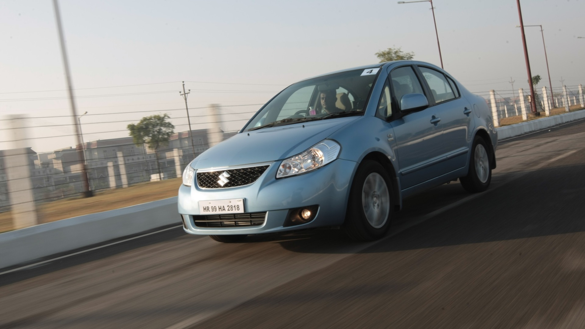 maruti-suzuki-sx4-2013-ZDi-exterior