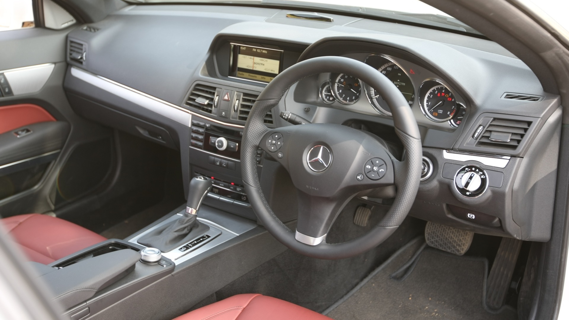 MercedesBenz-E-Class-2013-E-350-CDI-Interior