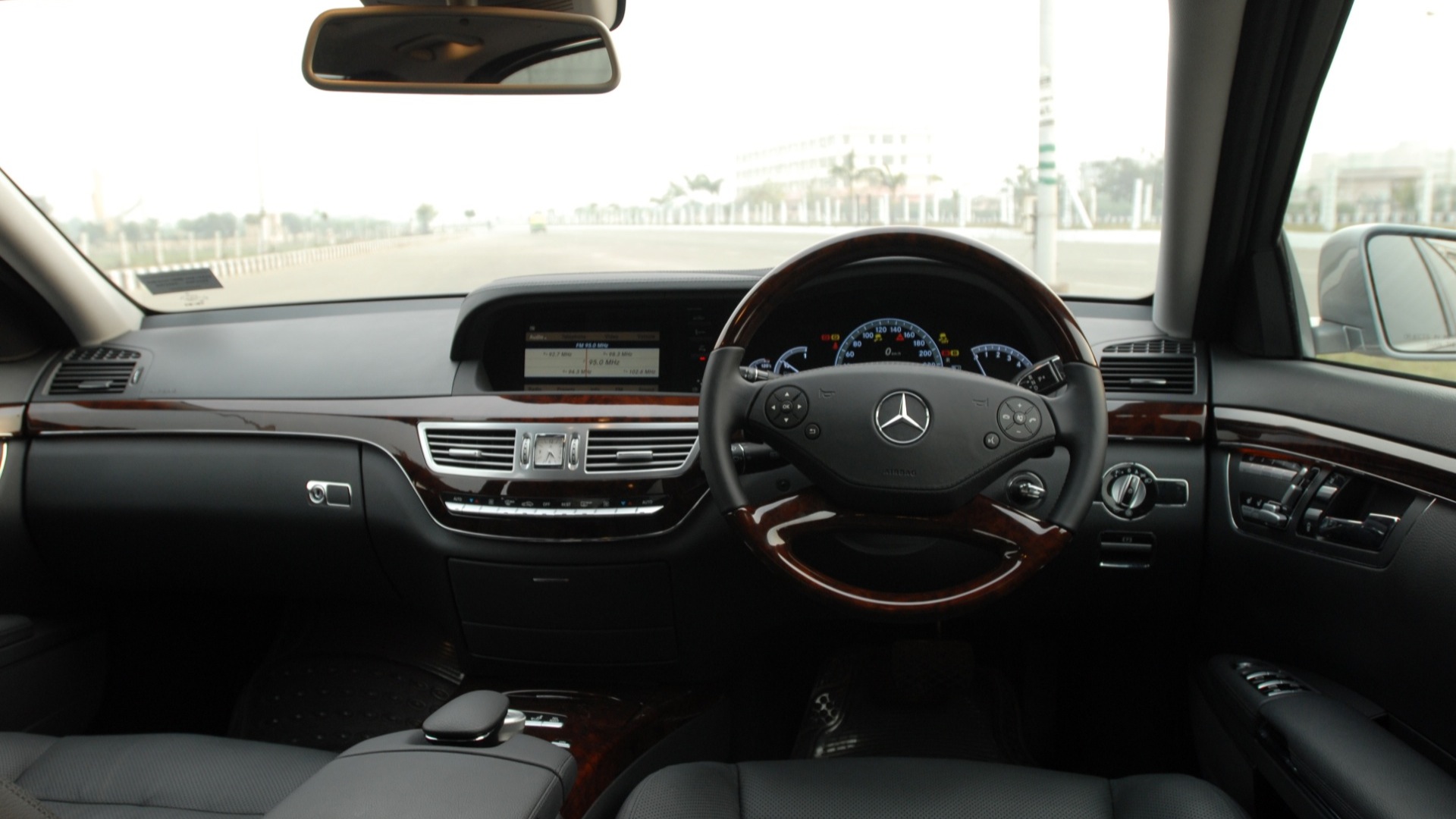 MercedesBenz-S-class-2013-S500-L-Compare