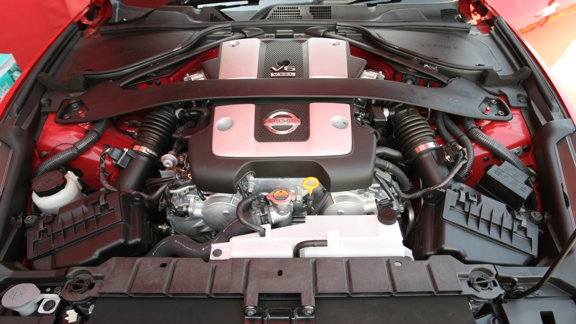 Nissan-370z-2013-MT-Interior