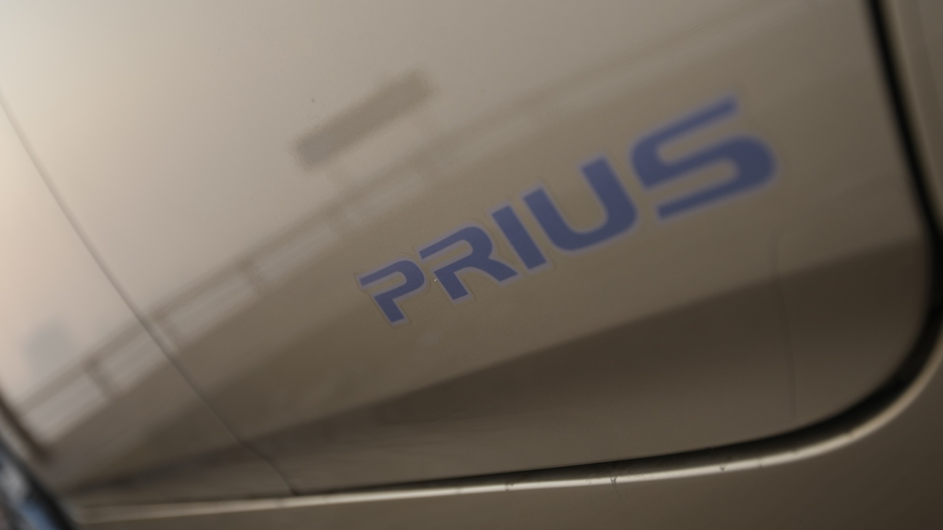 Toyota-Prius-2013-1-8-Z5-Exterior