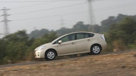 Toyota-Prius-2013-1-8-Z5-Exterior