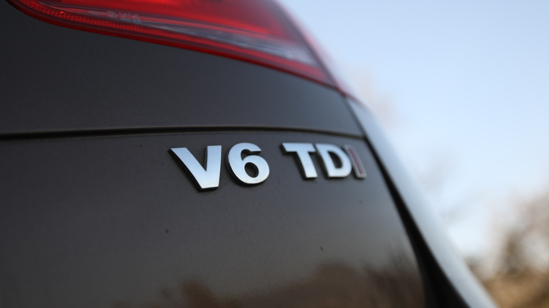 Volkswagen-Touareg-2012-V6-TDi-Exterior