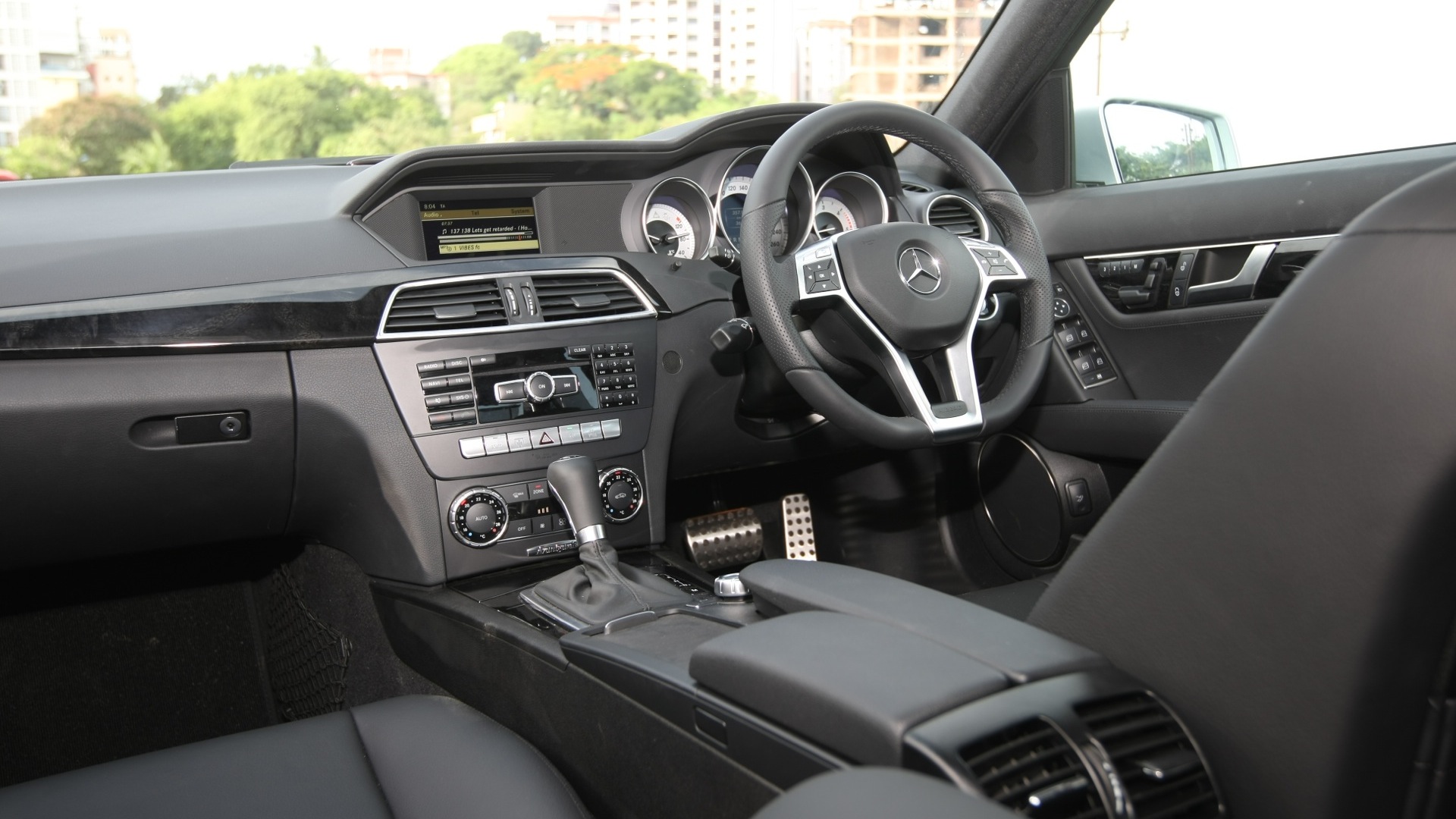 MercedesBenz-C class-2012-C250-AMG-interior