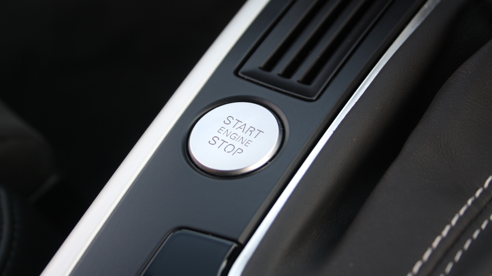 Audi-S4-2012-3-0-TFSI-Quattro-Interior