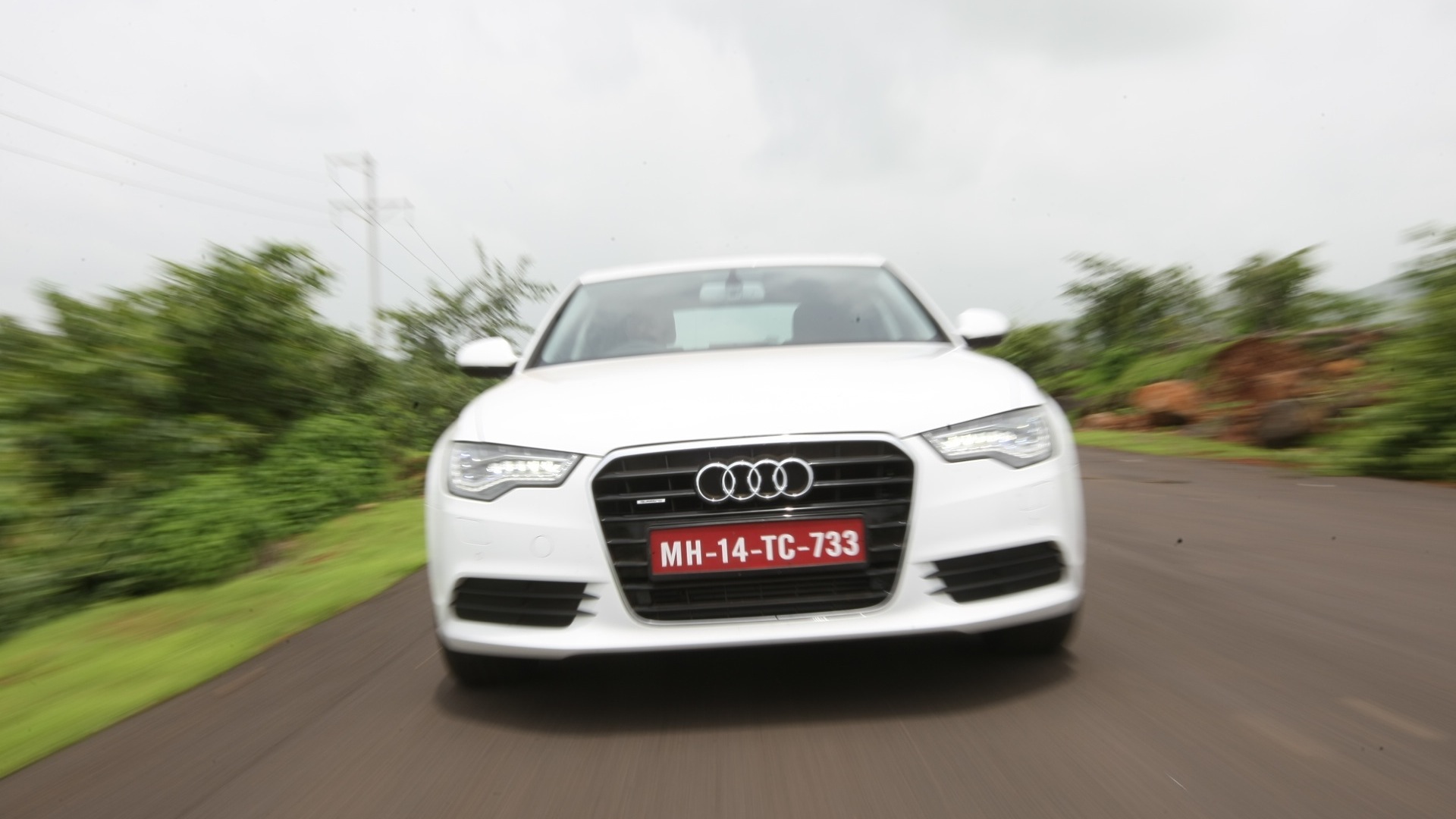 Audi-A6-2013-3-0-TDI-Quattro-Compare