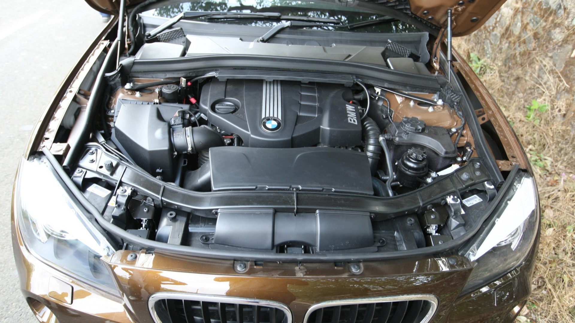 BMW-X1-2013-sDrive-1-8i-Interior