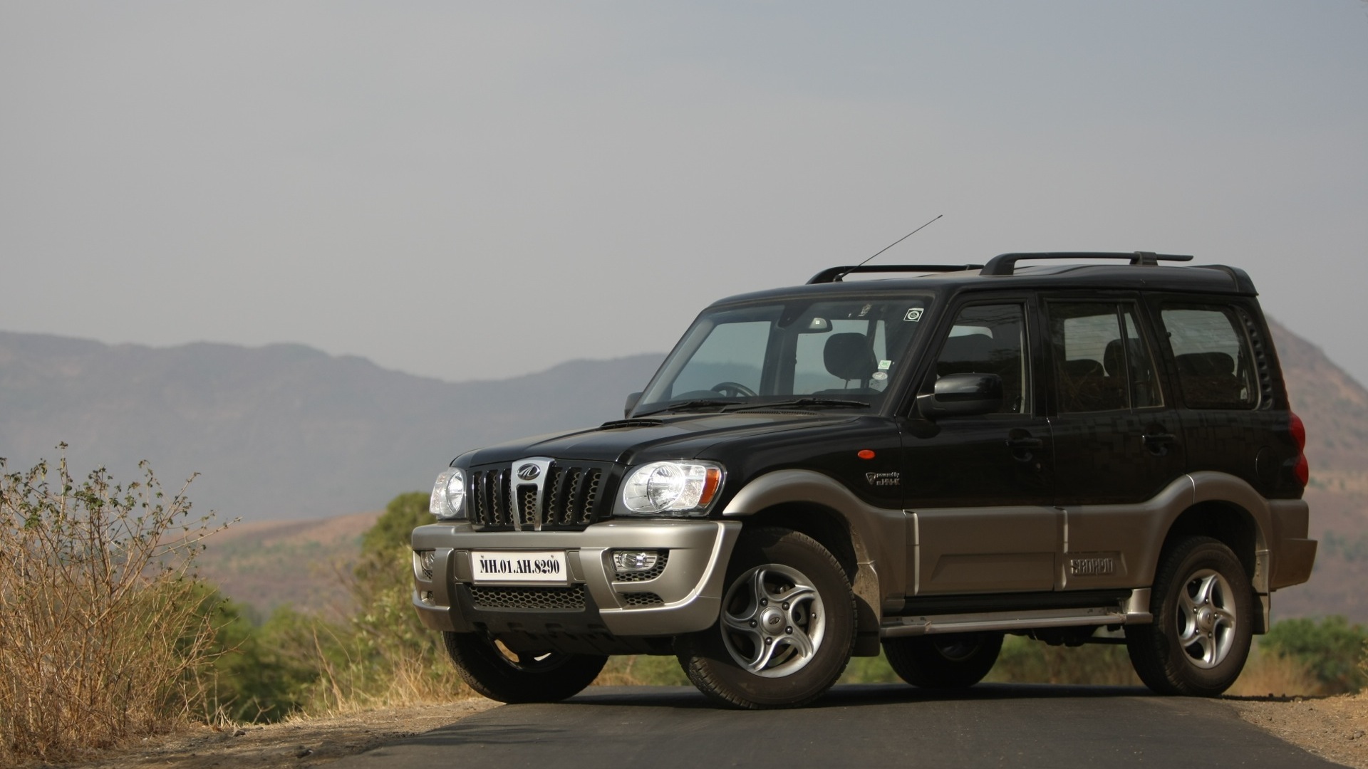 Mahindra Scorpio S9 Price Mileage Reviews Specification Gallery Overdrive