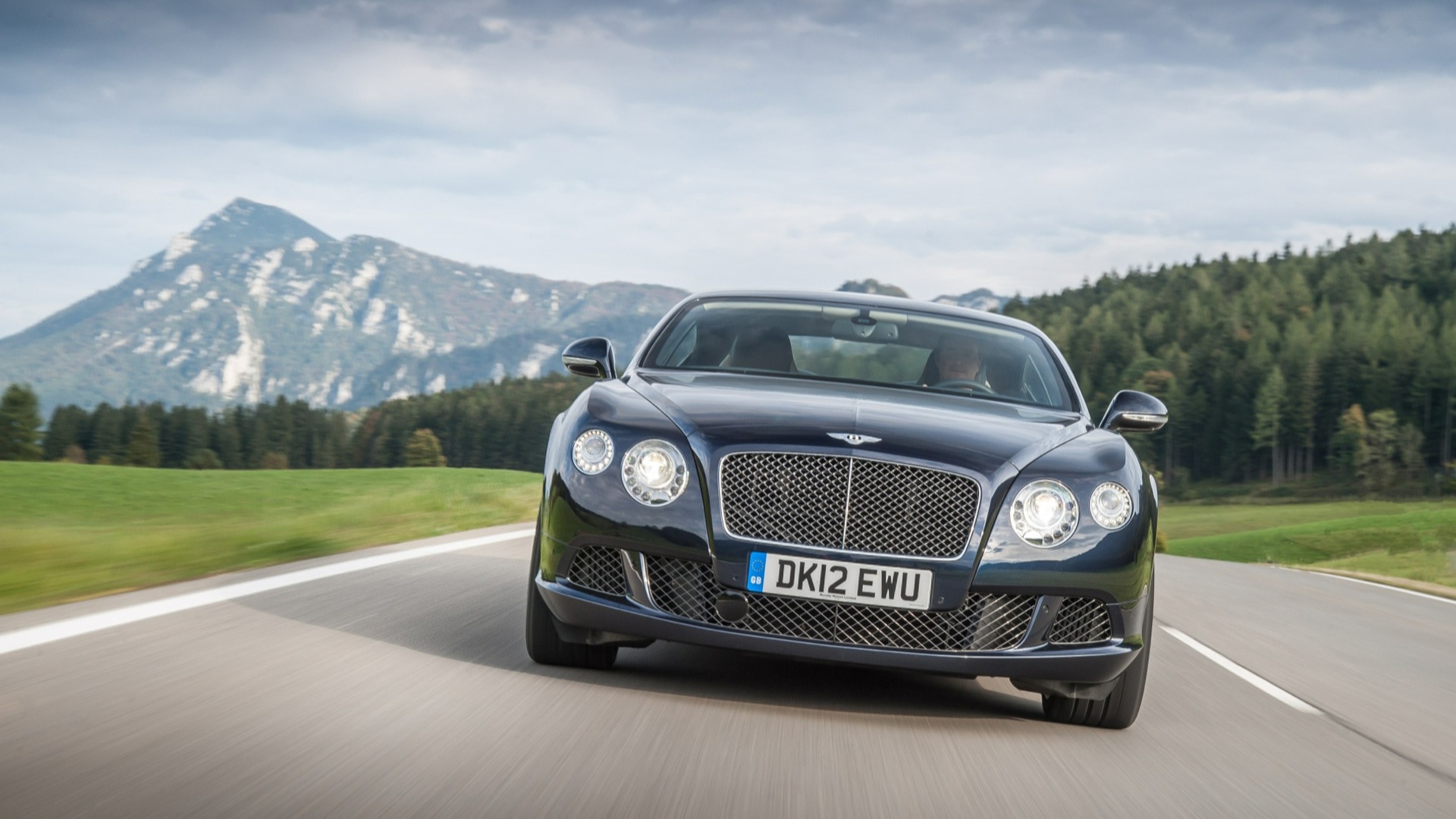 Bentley-Continental-2013-GT-Compare