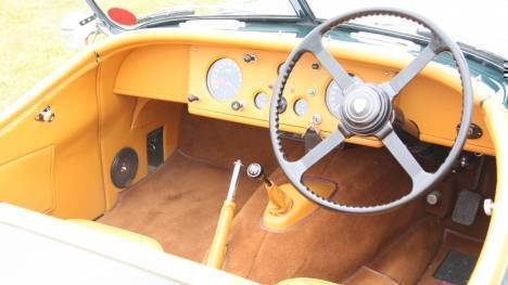 Nostalgia  Jaguar XK140 Interior