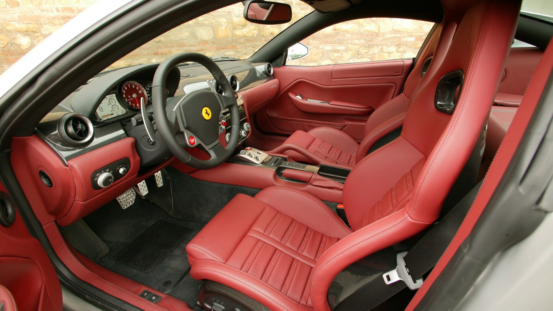 Ferrari-599-2013-GTB-Fiorano Interior