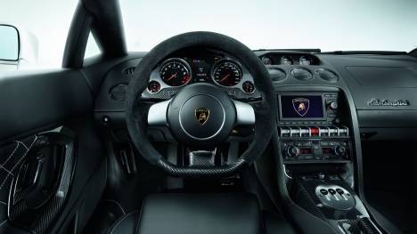 Lamborghini-Gallardo-2013-LP-560-4 Interior