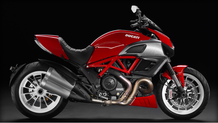 Ducati Diavel 2013 STD Exterior