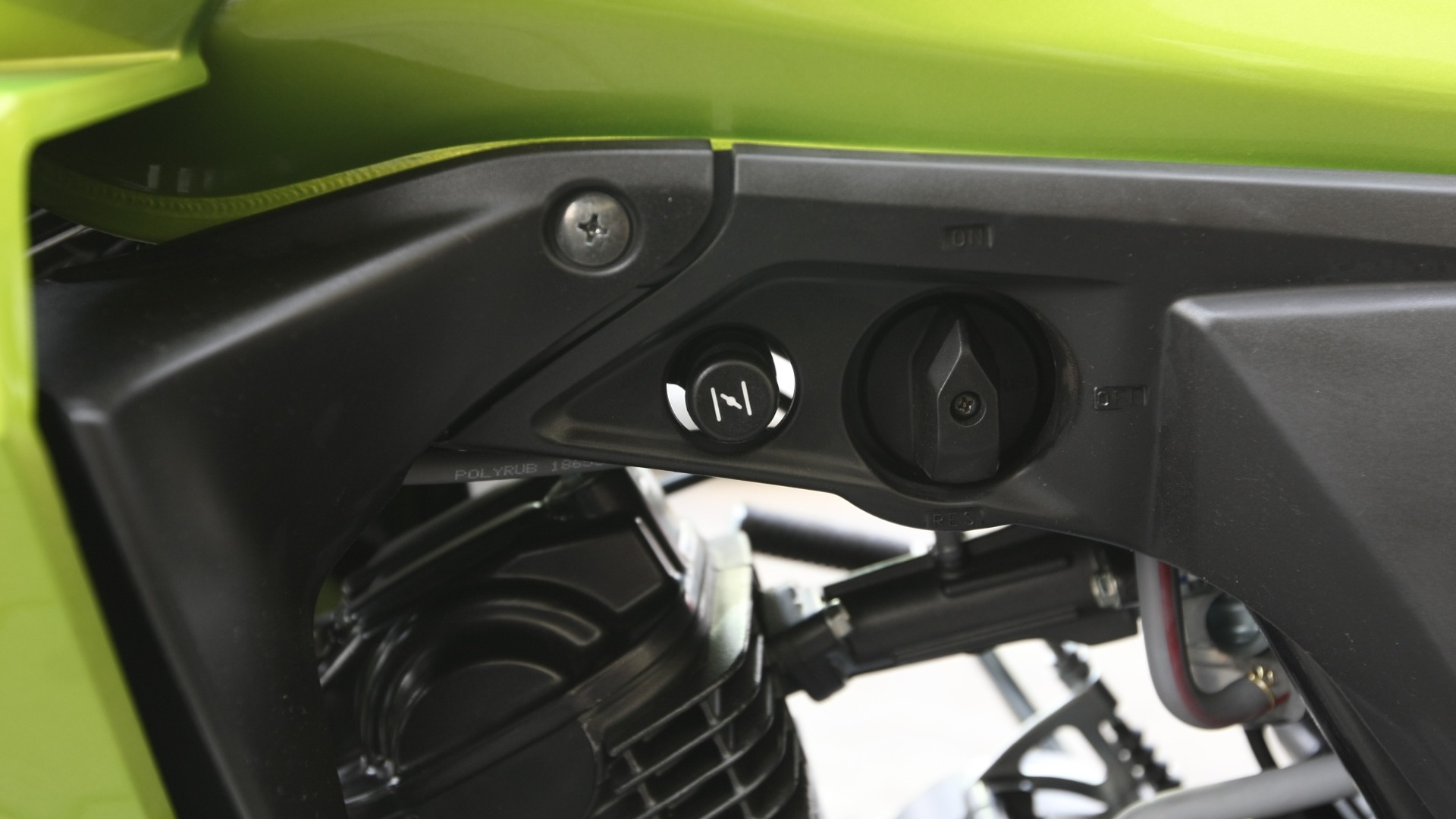Honda CB Twister 2013 Exterior