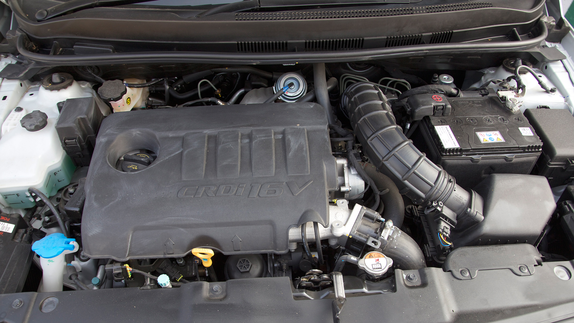 Hyundai Verna2014 1.4 L VTVT Petrol 5 Speed manual Exterior