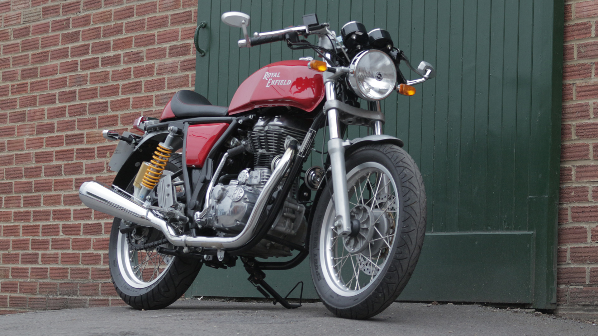 Royal Enfield Continental GT 535 2013 STD Compare