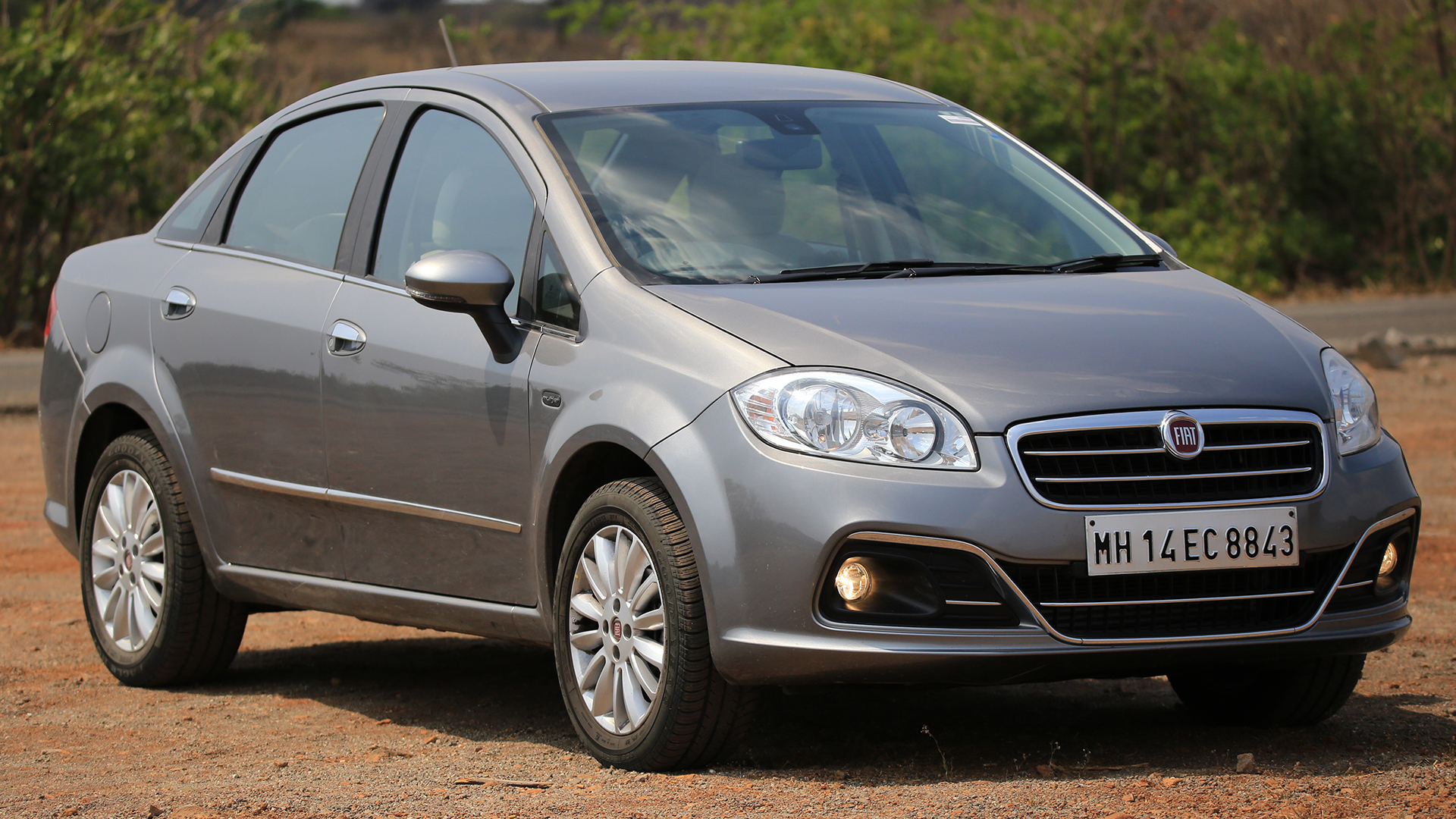 Fiat Linea 2014 Price Mileage Reviews Specification Gallery Overdrive