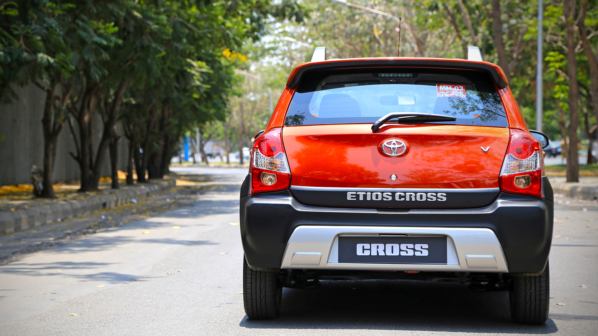 Toyota-Etios-Cross-2014 Exterior