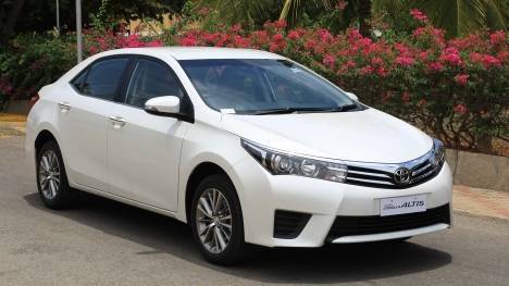 Toyota Corolla Altis 2014 DG - Price, Mileage, Reviews, Specification ...