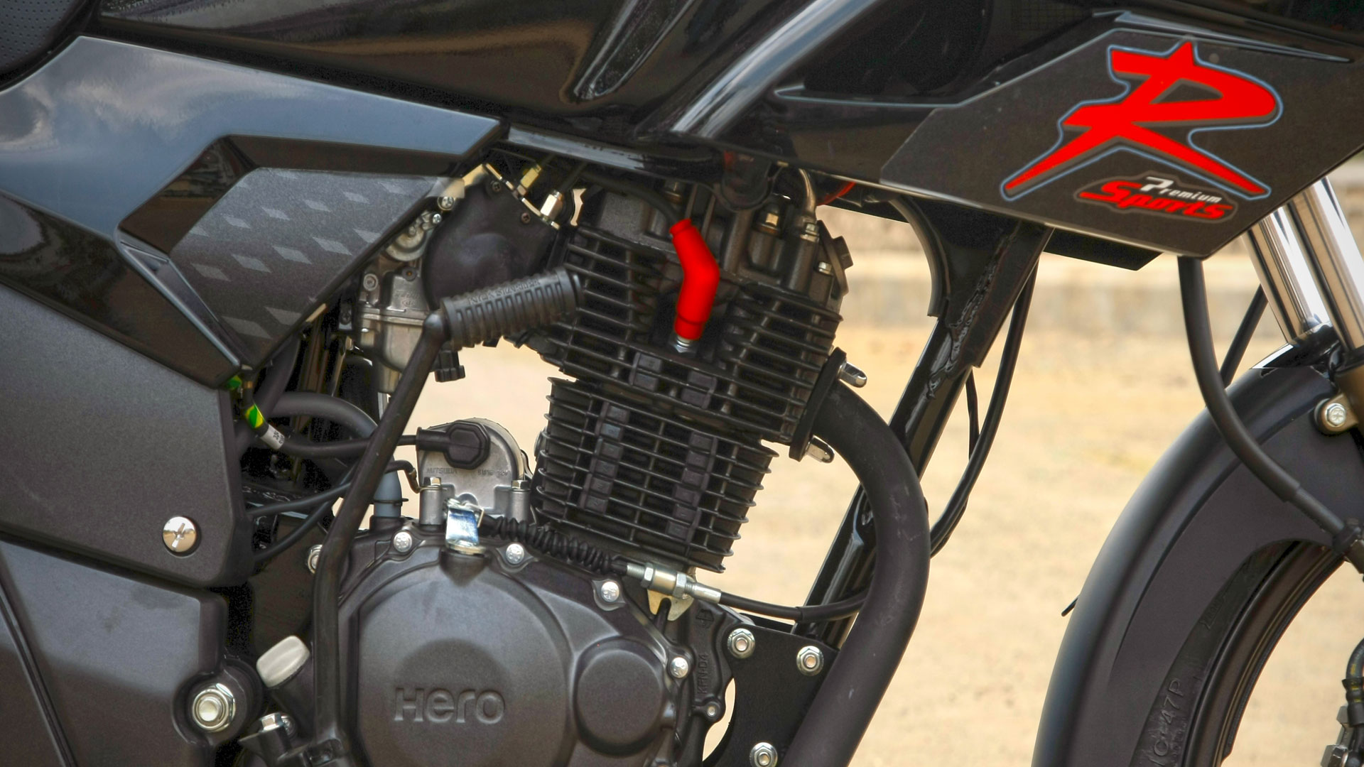 Upcoming Hero Karizma XMR Teased Again, Confirms A 210cc DOHC Engine