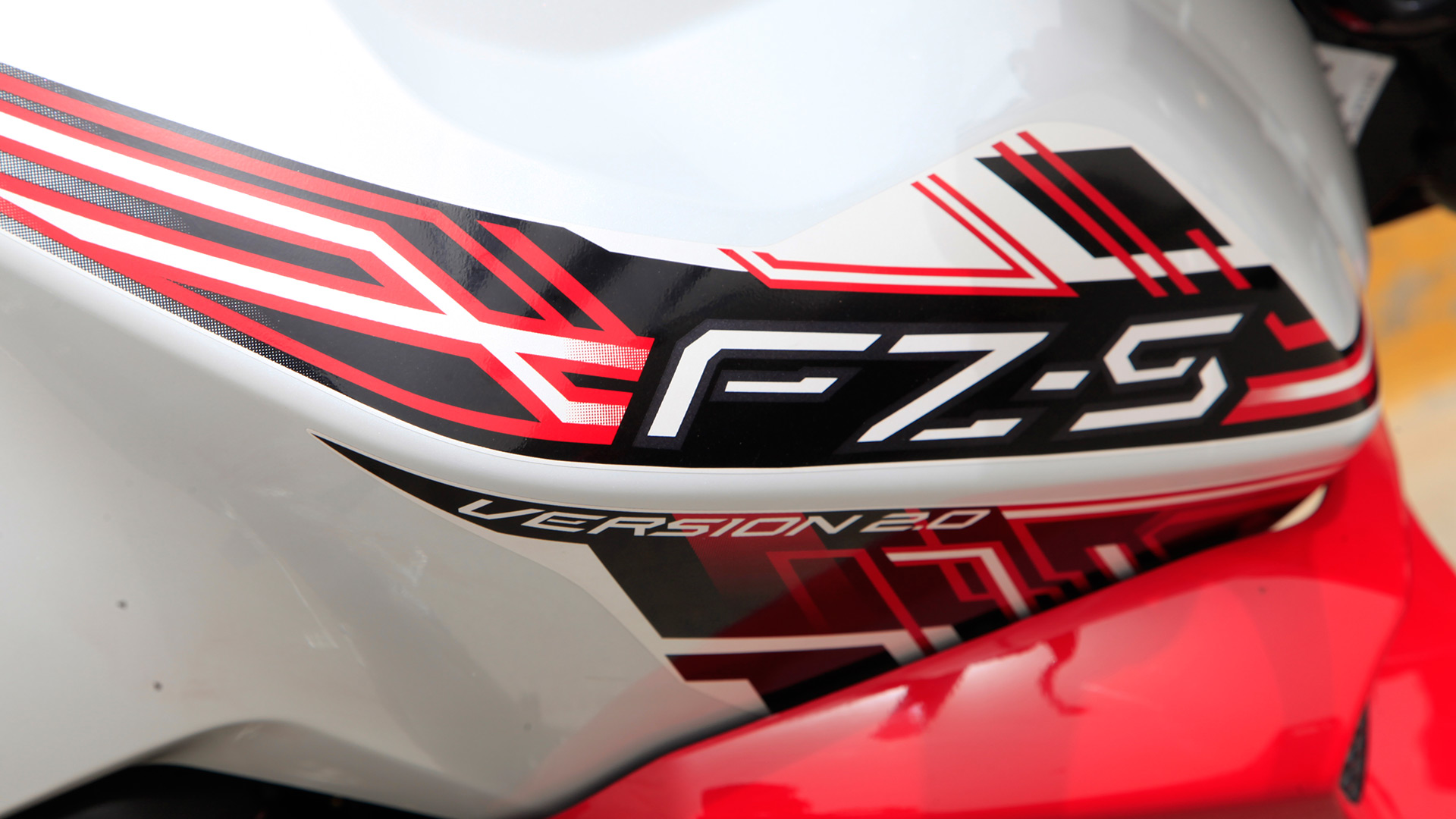 Yamaha FZ 2014 S Version 2.0 Exterior