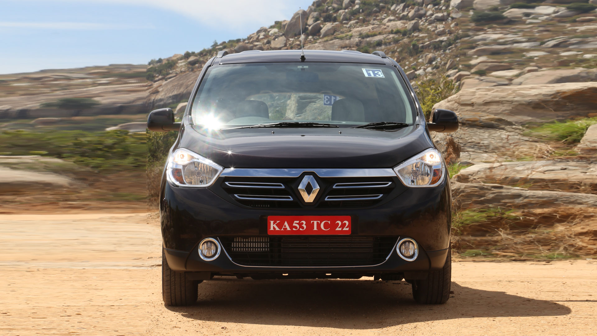 Renault-lodgy-2015-Base 110 dCi Exterior