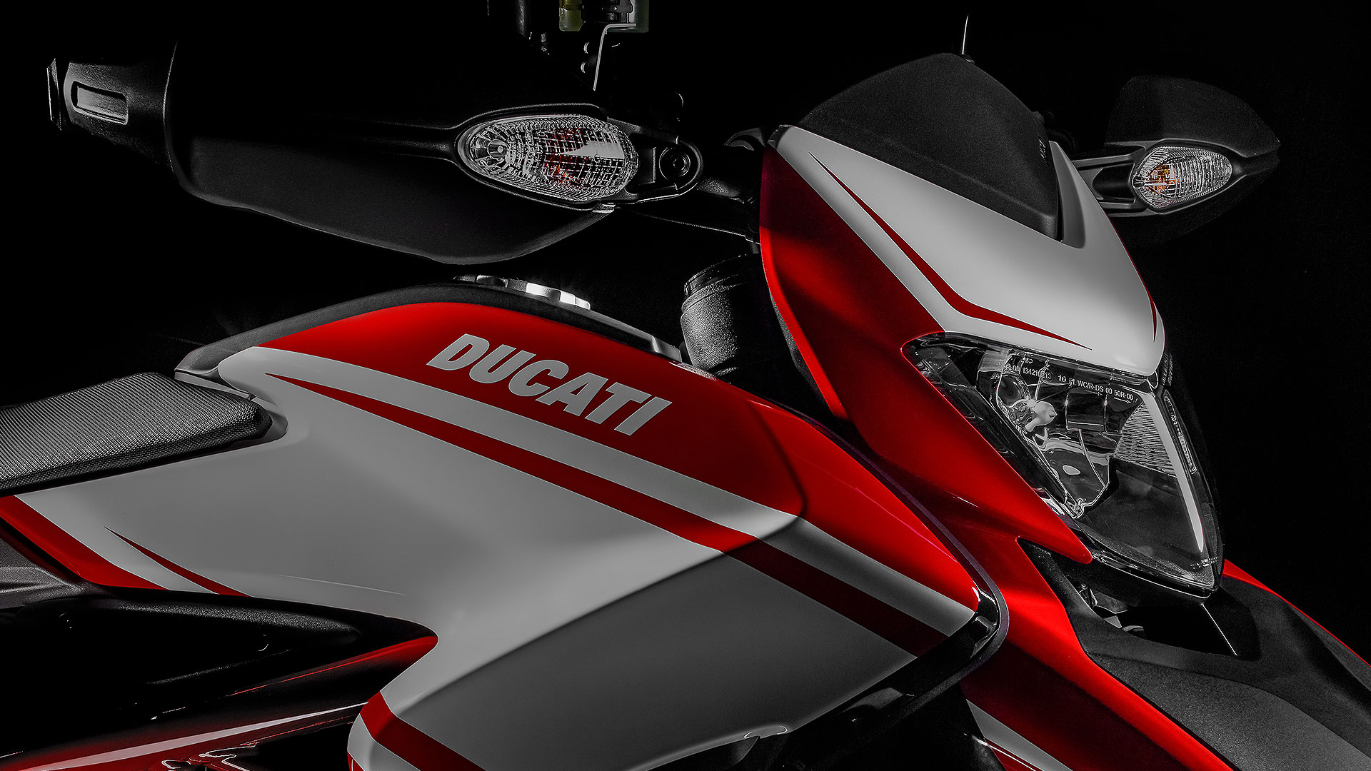Ducati Hypermotard 821 2015 STD