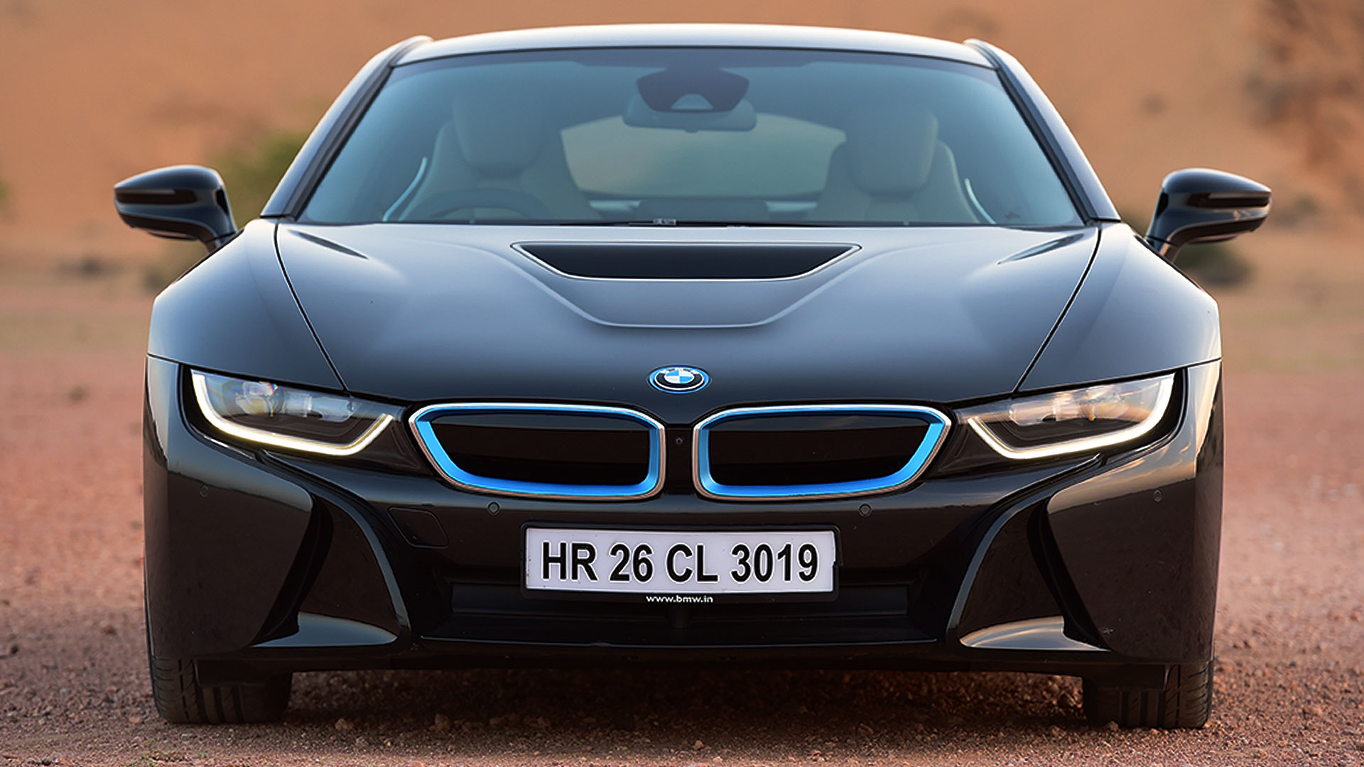 BMW-i8-2015-STD Compare
