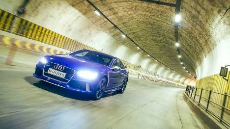Audi RS 7 2015 STD