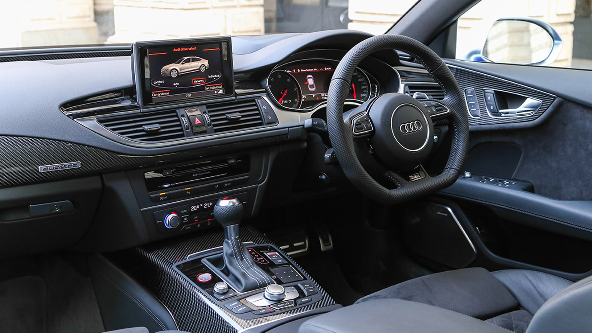 Audi RS7 2015 STD Compare