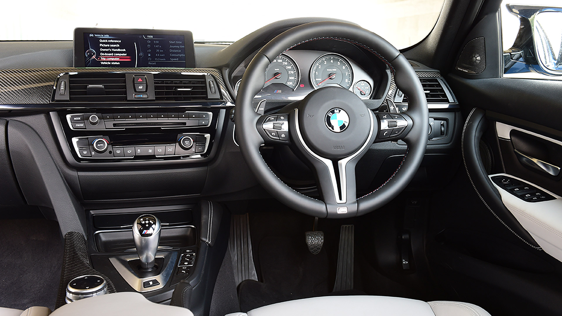 BMW M3 Sedan 2015 STD Interior