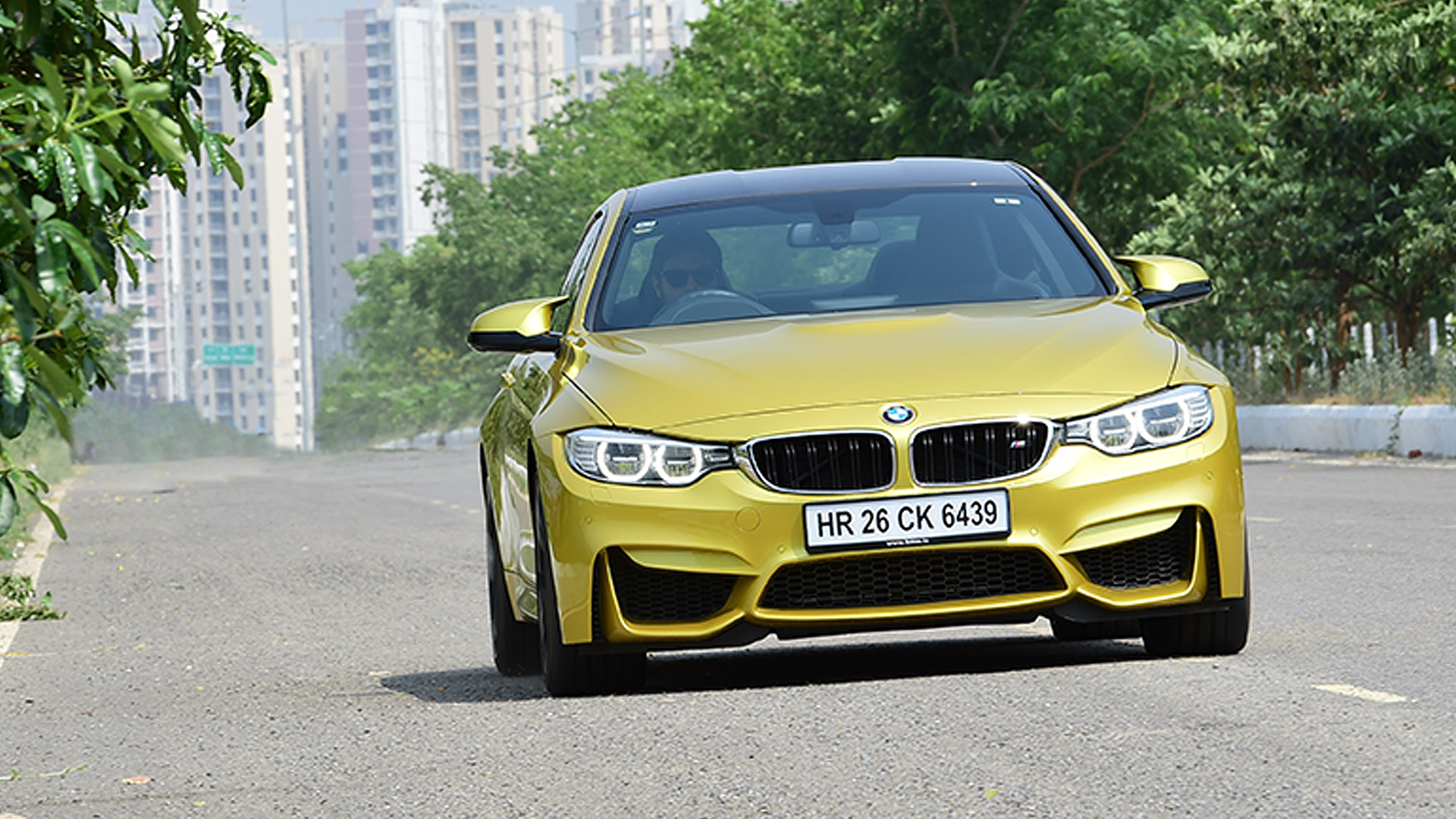 Bmw M4 Coupe 15 Std Price Mileage Reviews Specification Gallery Overdrive