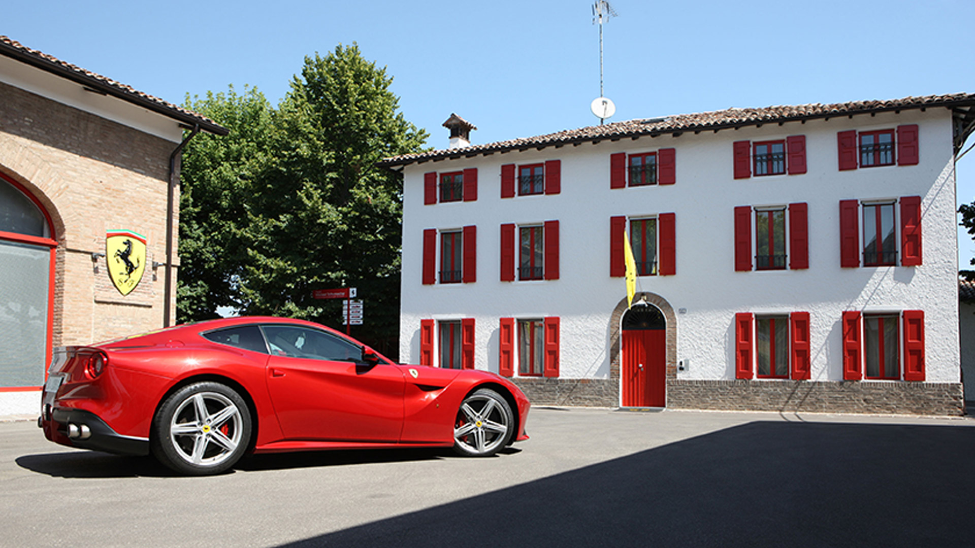 Ferrari F12 Berlinetta 2015 STD Exterior