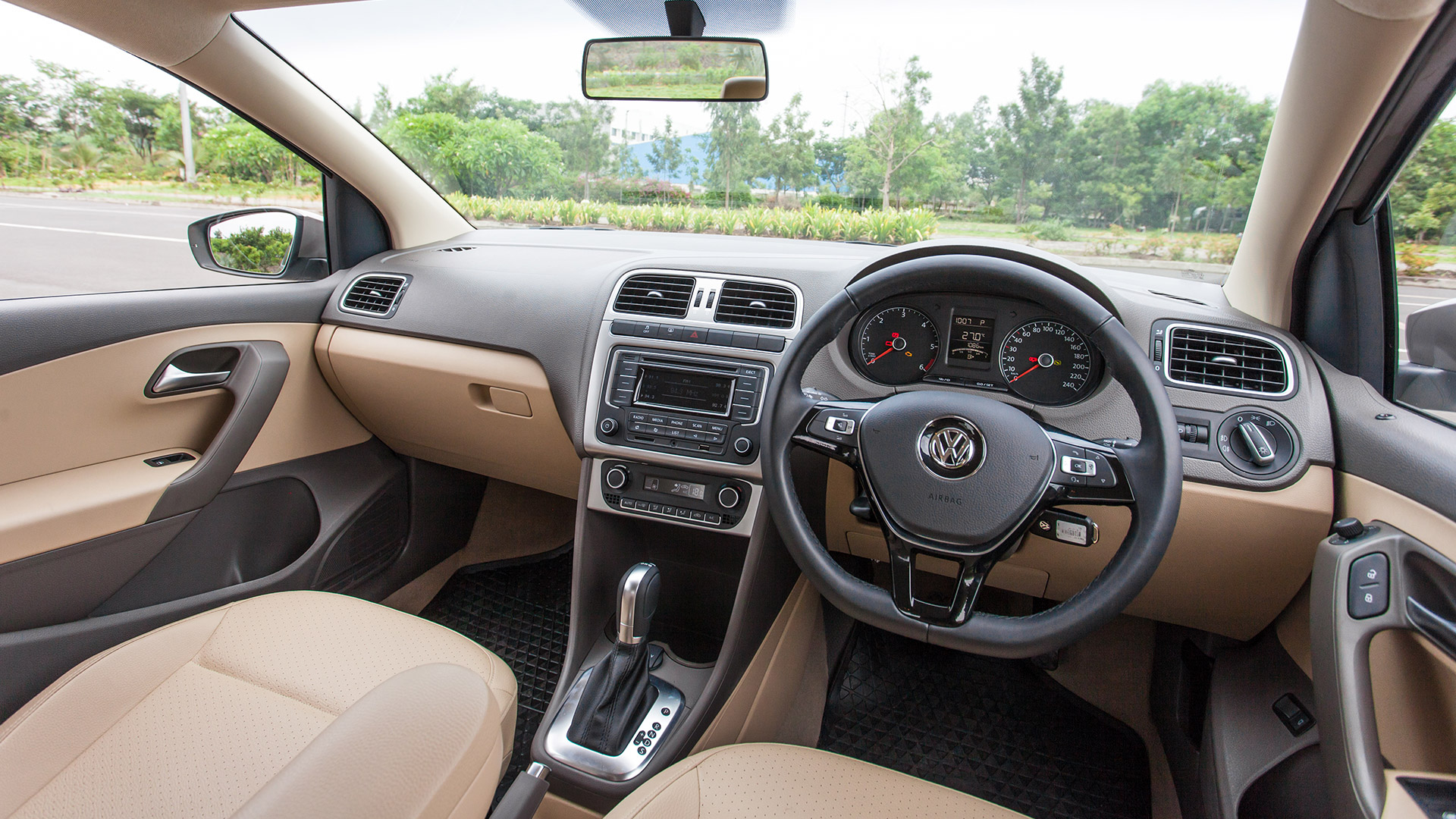 Volkswagen Vento 2015 Interior Car Photos Overdrive