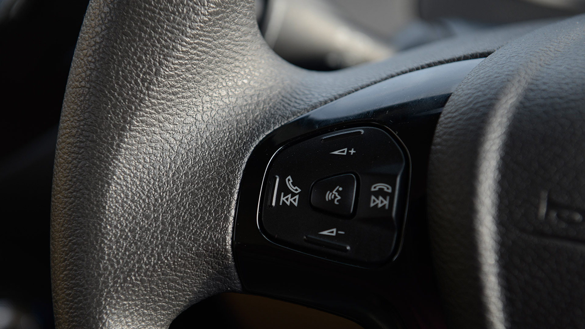 Ford Figo Aspire 2015 Diesel 1.5MT Titanium Interior