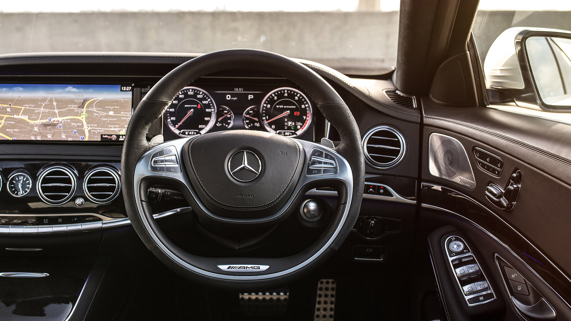 MercedesBenz Sclass 2015 S63 AMG Sedan Interior