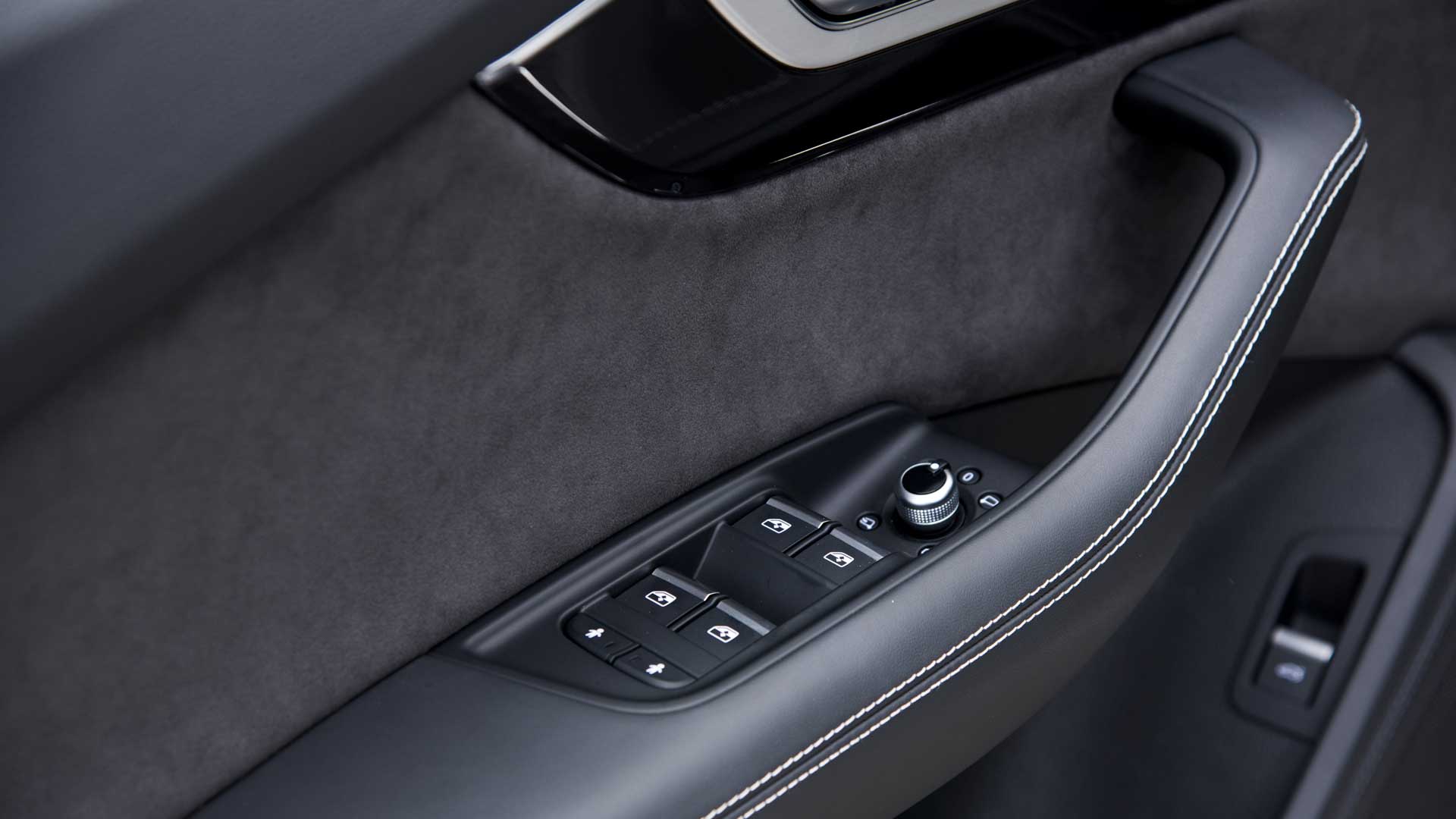 Audi Q7 2016 Technology Interior