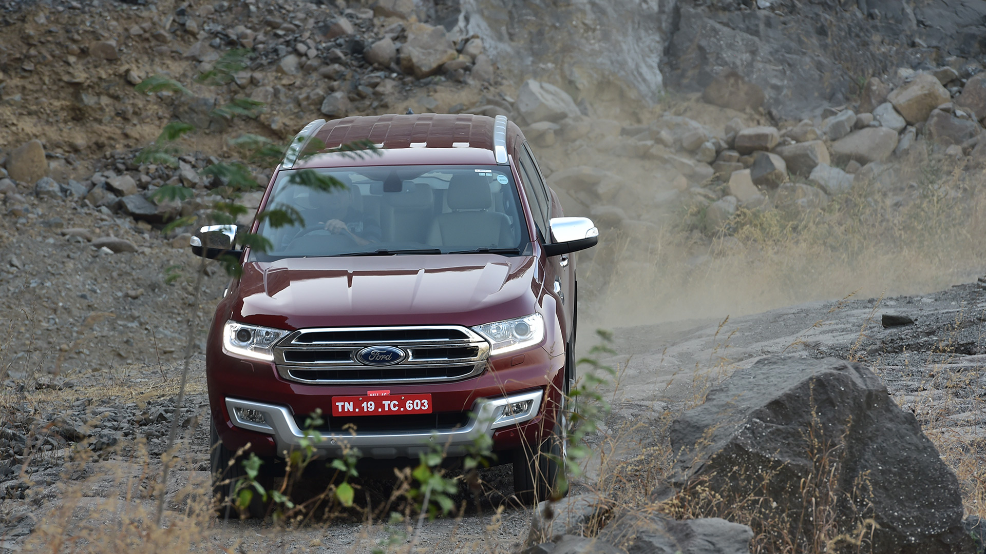 Ford Endeavour 2016 4X4 AT Exterior