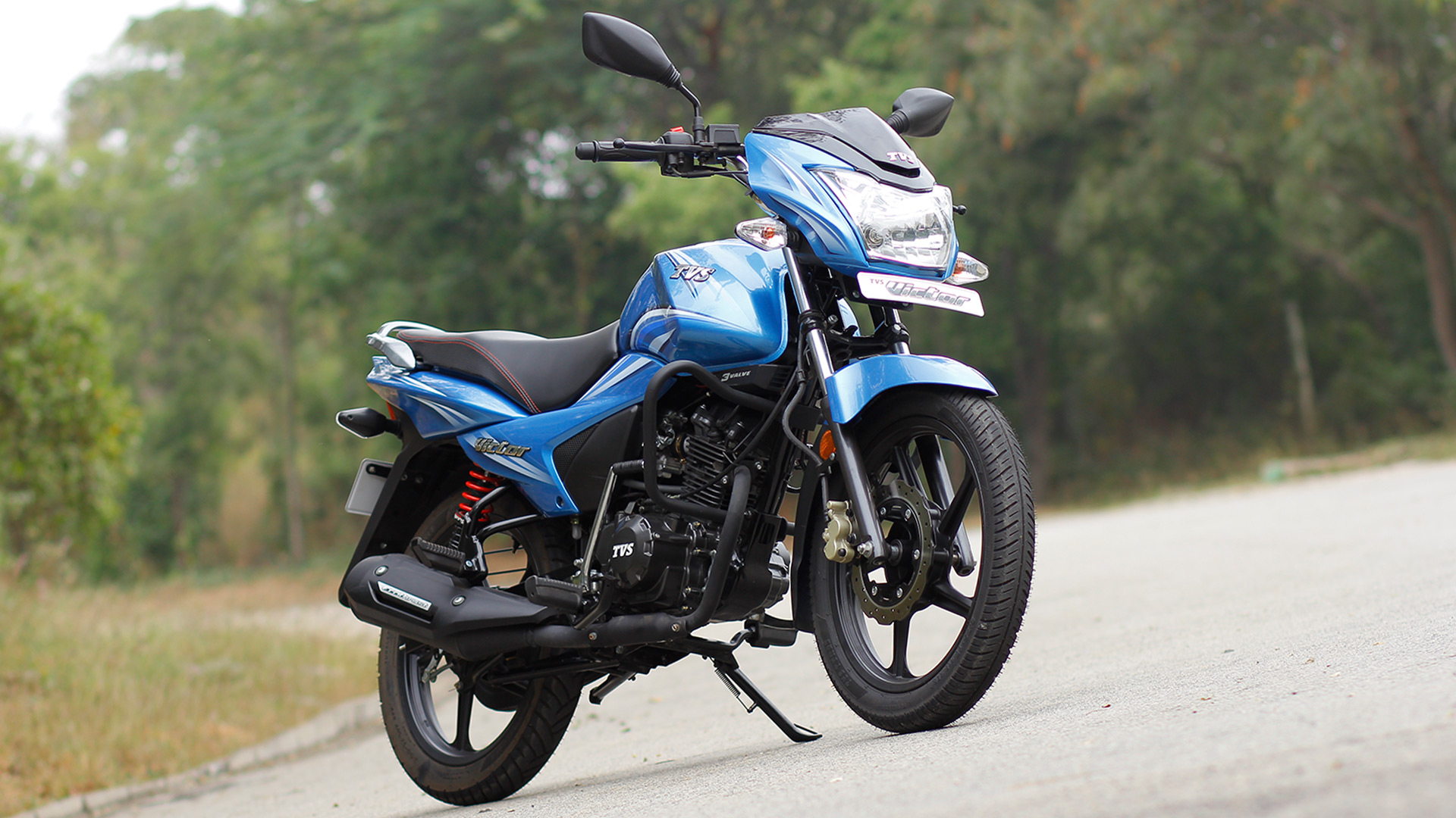 TVS Victor 2016 Disc Compare