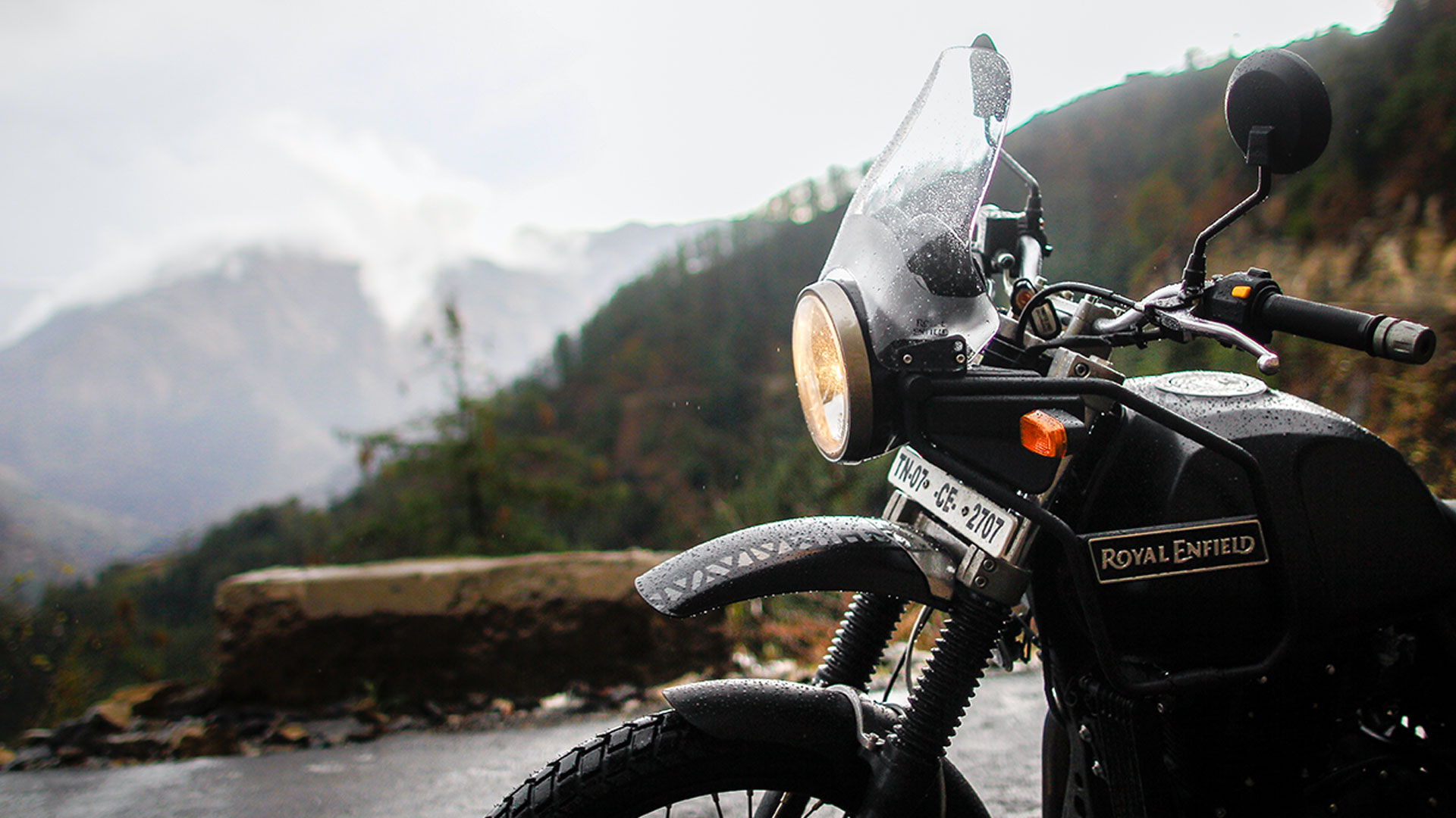 Энфилд гималаи. Royal Enfield Himalayan. Роял Энфилд мотоцикл Гималаи. Himalayan мотоцикл.